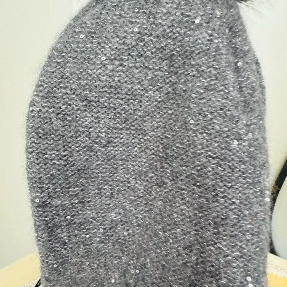 Sofia Cashmere‎ Sequin 100% Cashmere Beanie with Faux Fur Pompom Gray/Black, NWT - Picture 10 of 14